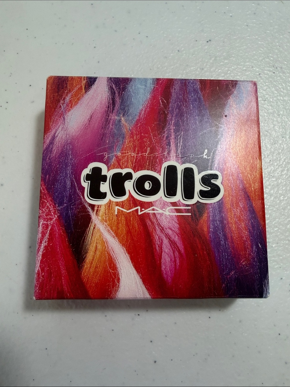 NIB! Mac Cosmetics Trolls Collection Beauty Powder In Color “GLOW RIDA” - Picture 3 of 6